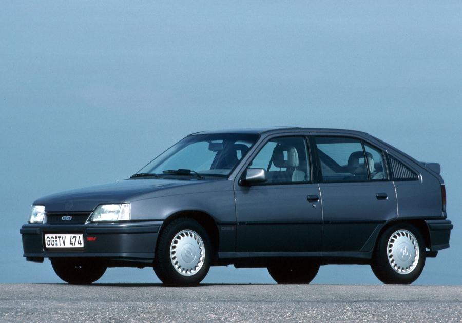  Opel Kadett GSi 16V 5-Door (E) 1988 года  (фото 2 из 5)